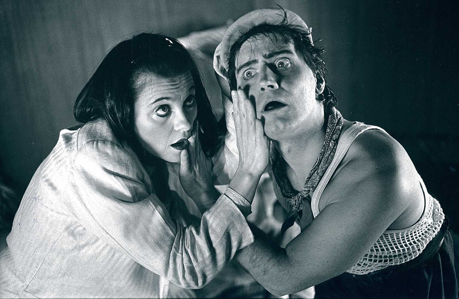 Tokstollar i sjönöd – premiär 1989